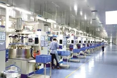 藍思科技加碼3D玻璃，目標年收入增長60億，趨勢資產(chǎn)管理助力